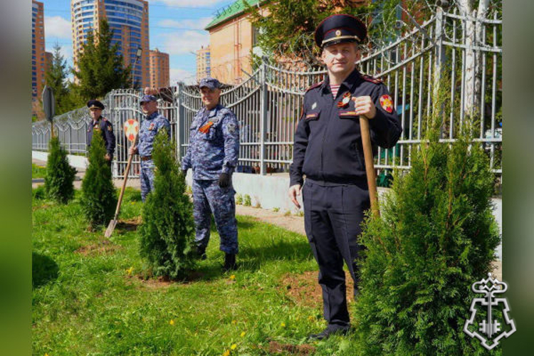 В Подмосковье сотрудники Росгвардии по Московской области присоединились к акции «Лес Победы»