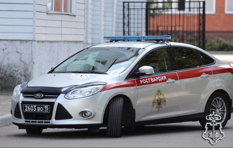 Подмосковные росгвардейцы по горячим следам задержали подозреваемого в краже банковской карты