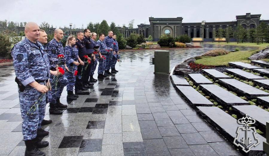 Сотрудники подмосковного главка Росгвардии организовали митинги-реквиемы, посвящённые Дню памяти и скорби