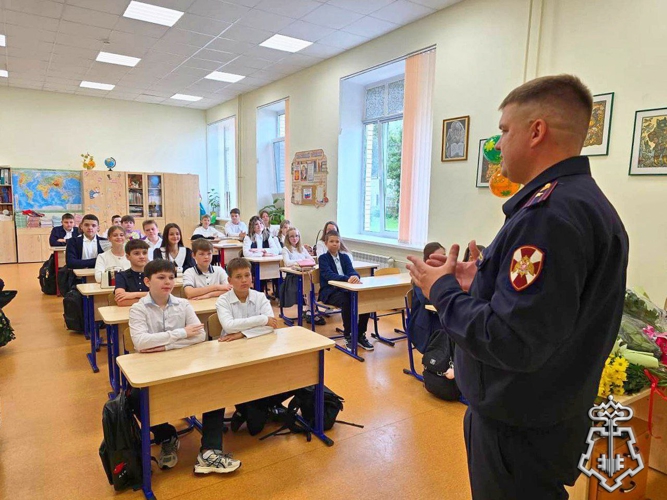 В Подмосковье росгвардейцы приняли участие в мероприятиях, посвящённых Дню солидарности в борьбе с терроризмом