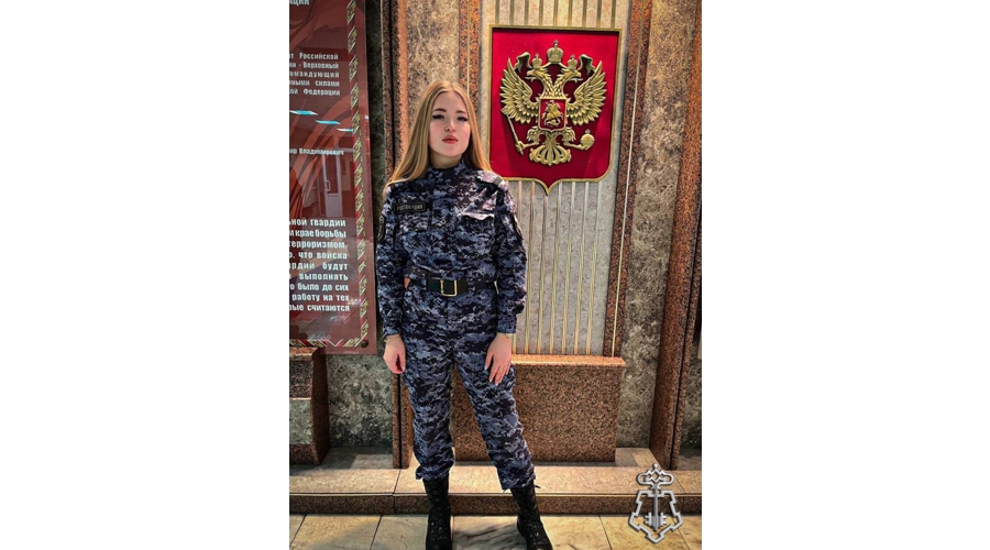 В Подмосковье сотрудница Росгвардии завоевала бронзу на этапе соревнований по конному спорту 