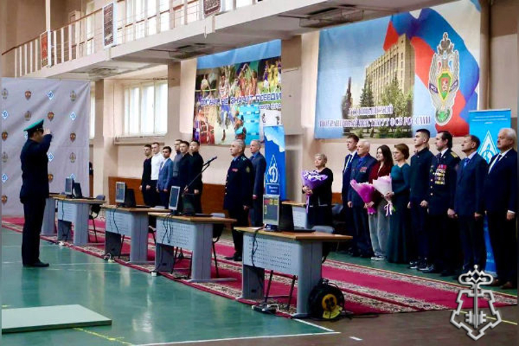 Сборная команда подмосковного главка Росгвардии завоевала "серебро" на межведомственных соревнованиях Общества «Динамо» по гиревому спорту