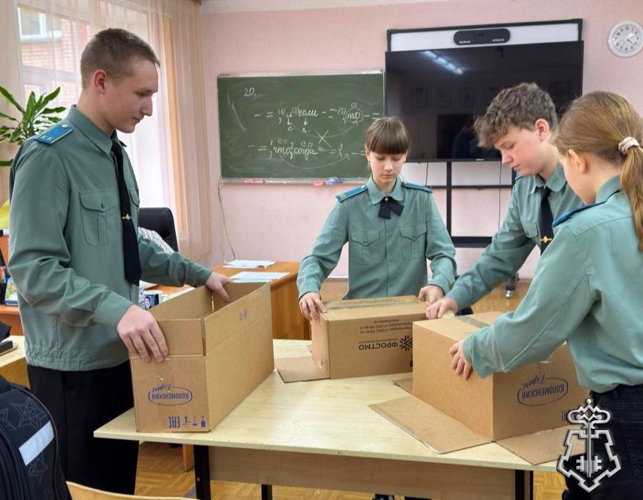 Подмосковные росгвардейцы передали гуманитарную помощь участникам специальной военной операции