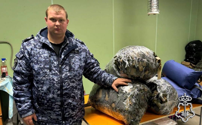 Подмосковные росгвардейцы передали гуманитарную помощь участникам специальной военной операции