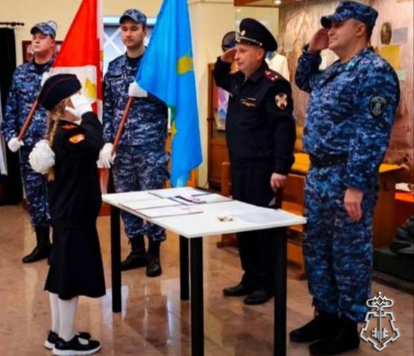 Учащиеся кадетского класса Росгвардии приняли торжественную присягу в Коломне