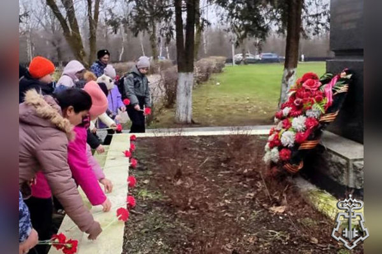 В День Неизвестного Солдата росгвардейцы провели памятное мероприятие, посвящённое подвигу безымянных героев Великой Отечественной войны в Подмосковье
