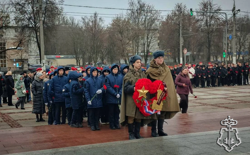 Росгвардейцы и кадеты почтили память героев битвы под Москвой в Подмосковье