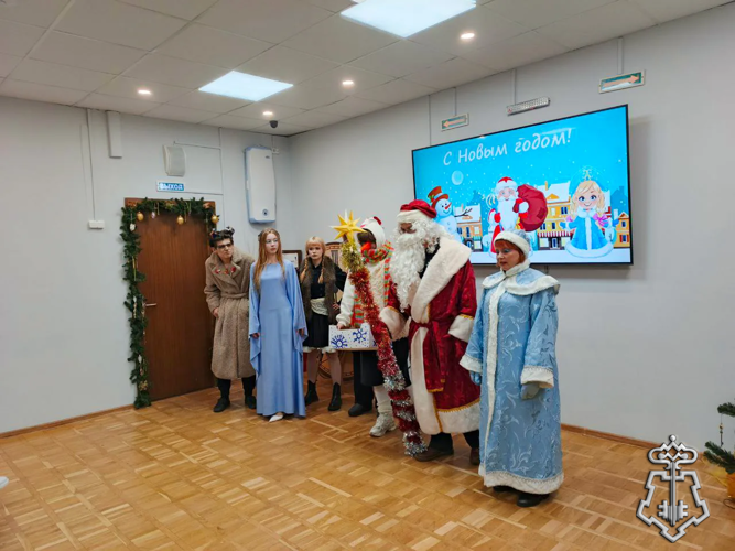 Росгвардейцы организовали новогодний праздник для детей в Подмосковье 