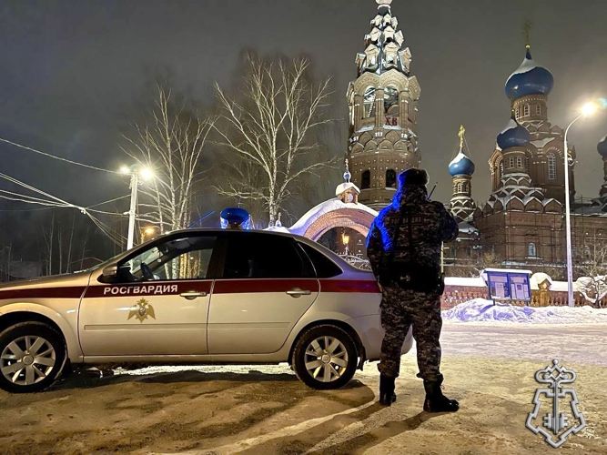 Росгвардейцы обеспечили безопасность мероприятий в Крещение Господне в Подмосковье (видео)