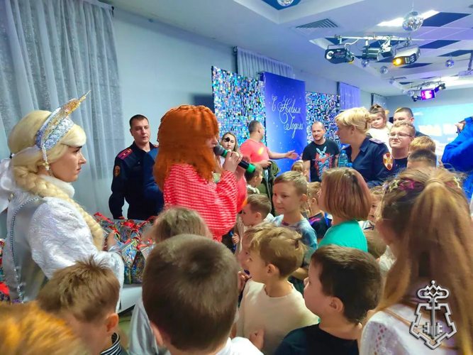 В Подмосковье состоялся новогодний праздник для детей сотрудников вневедомственной охраны