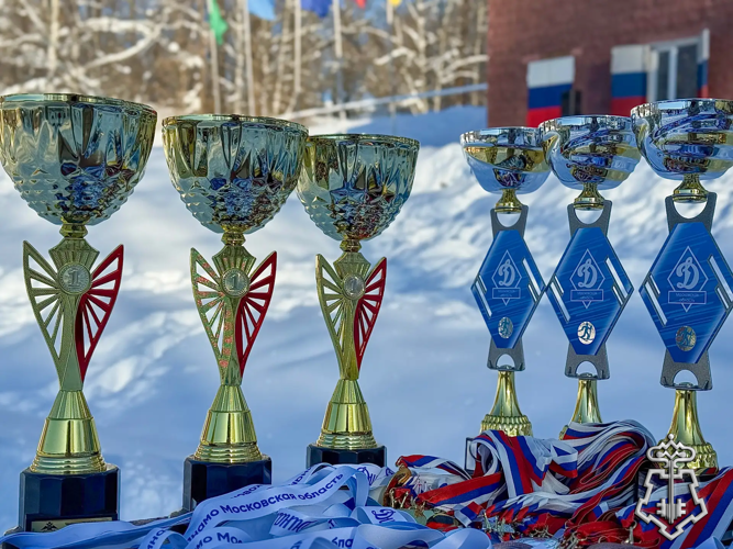 Сборная команда подмосковного главка Росгвардии одержала победу на межведомственном Чемпионате по лыжным гонкам в Подмосковье