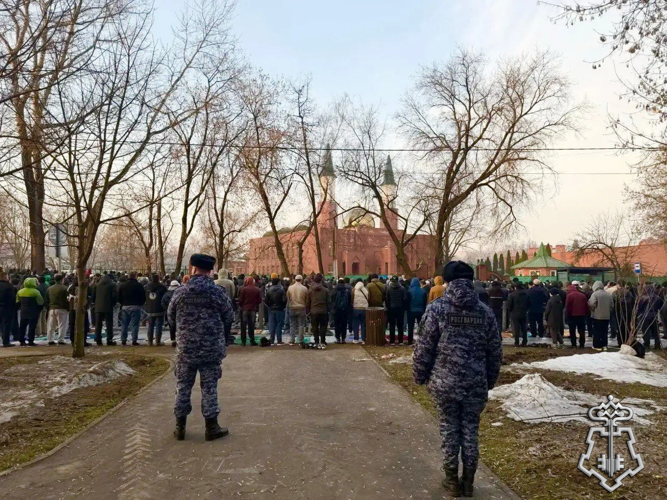 Росгвардейцы обеспечили безопасность во время проведения мусульманского праздника Ураза-Байрам в Подмосковье