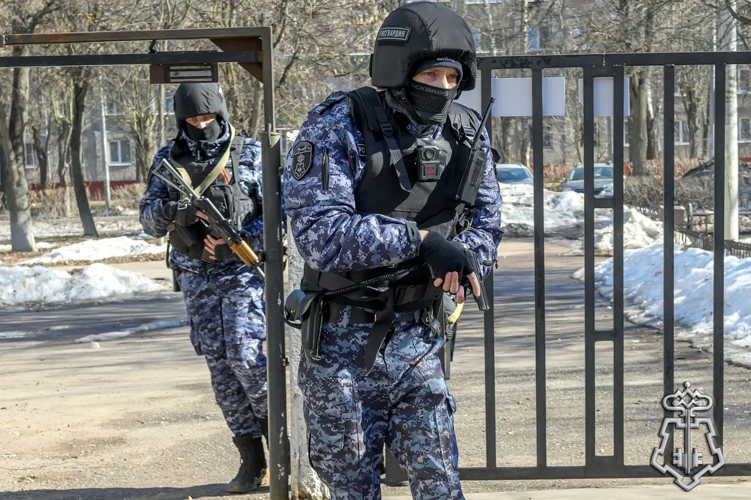 Росгвардейцы провели патриотическое мероприятие для кадет в Подмосковье