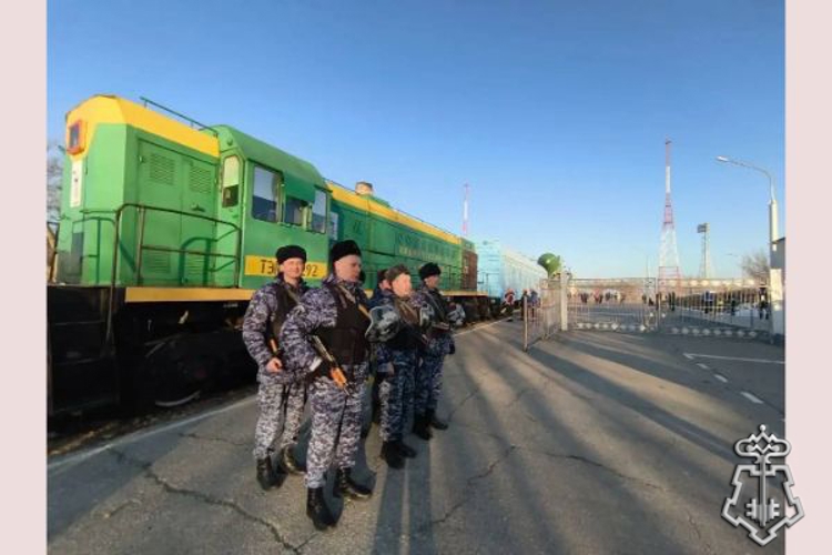 Сотрудники Главного управления Росгвардии по Московской области обеспечивают безопасность космодрома «Байконур»