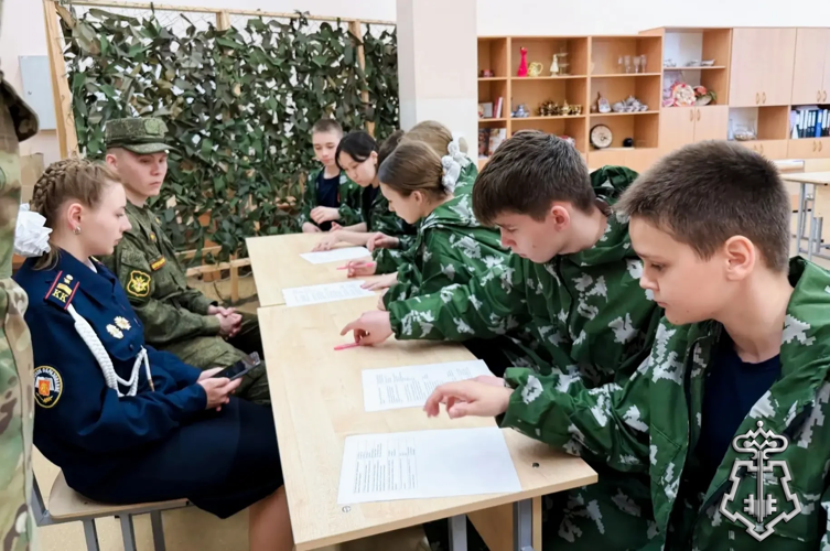 Росгвардейцы представили подшефных кадет на слёте «Кадетская слава» в Подмосковье