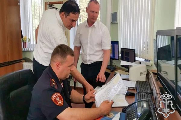Росгвардейцы проводят комплексные проверки детских оздоровительных лагерей Подмосковья перед началом летнего сезона