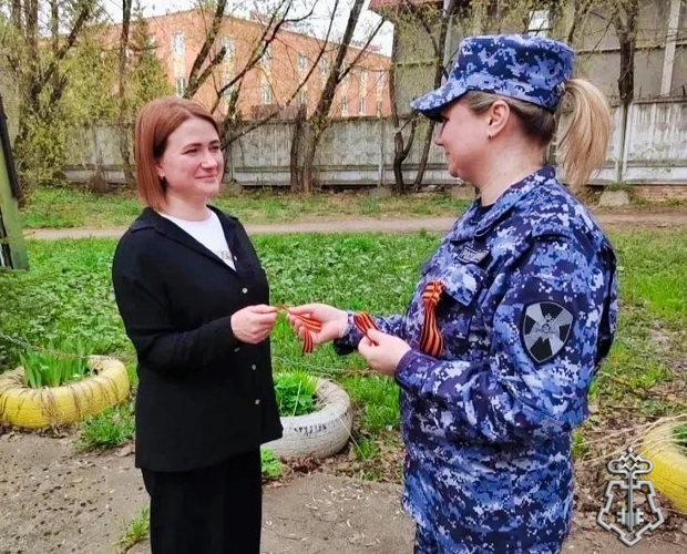 Росгвардейцы продолжают патриотическую акцию «Георгиевская ленточка» в Подмосковье