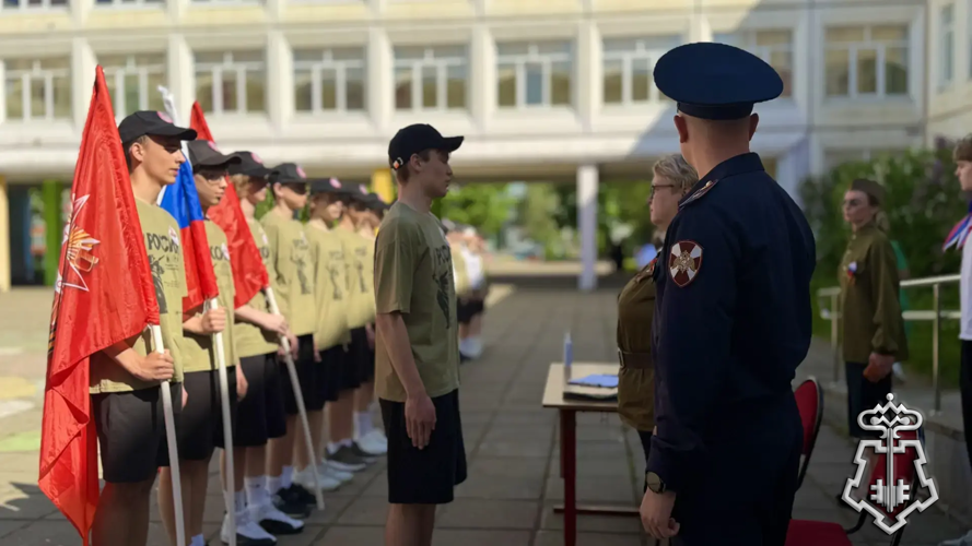 Росгвардейцы организовали военно-патриотическую игру «Зарница» в Подмосковье