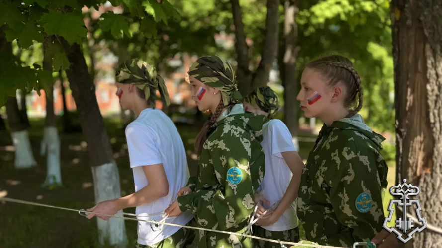 Росгвардейцы организовали военно-патриотическую игру «Зарница» в Подмосковье