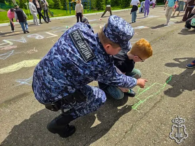Росгвардейцы организовали патриотическое мероприятие для юных жителей Подмосковья