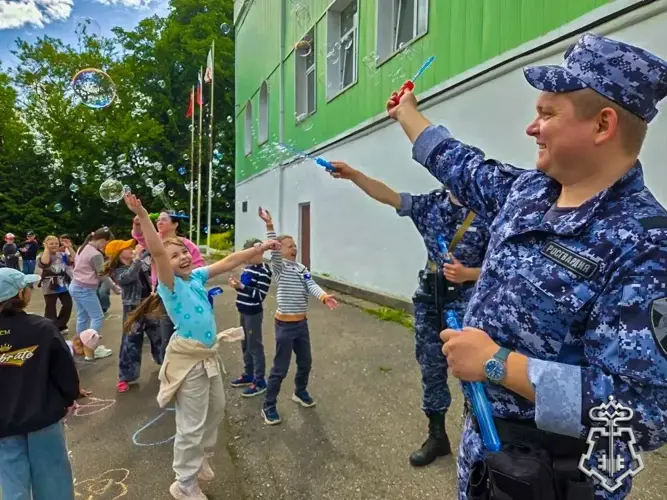 Росгвардейцы организовали патриотическое мероприятие для юных жителей Подмосковья