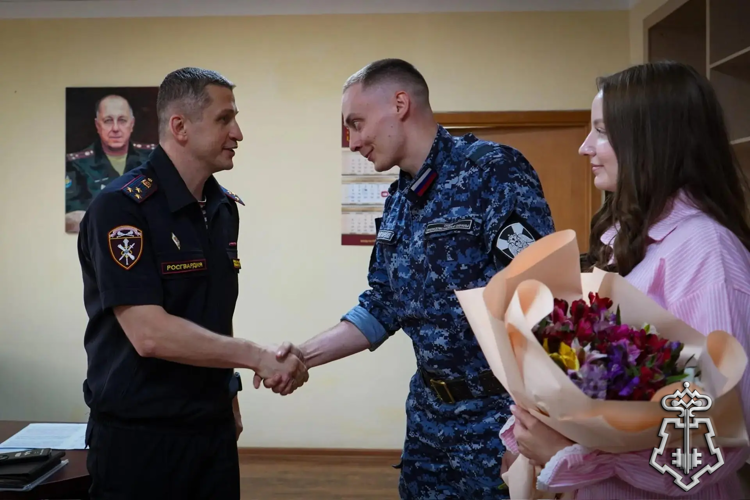 В подмосковном главке Росгвардии состоялось праздничное мероприятие, посвященное Дню семьи, любви и верности 