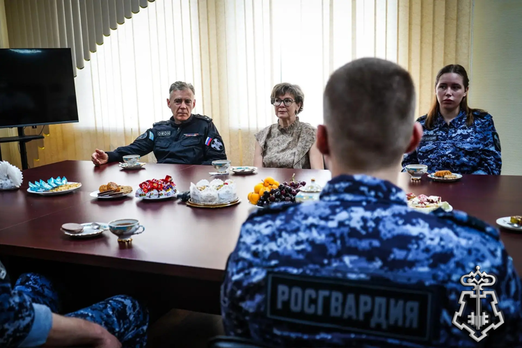 В подмосковном главке Росгвардии состоялось праздничное мероприятие, посвященное Дню семьи, любви и верности 