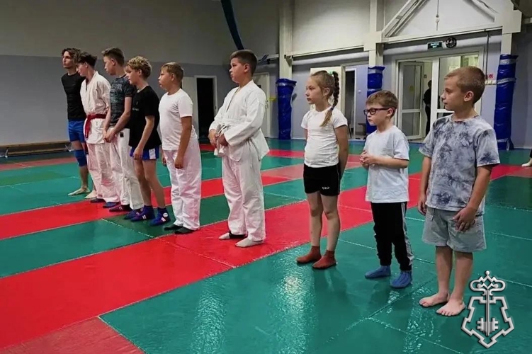 Росгвардейцы провели открытую тренировку по рукопашному бою в Подмосковье