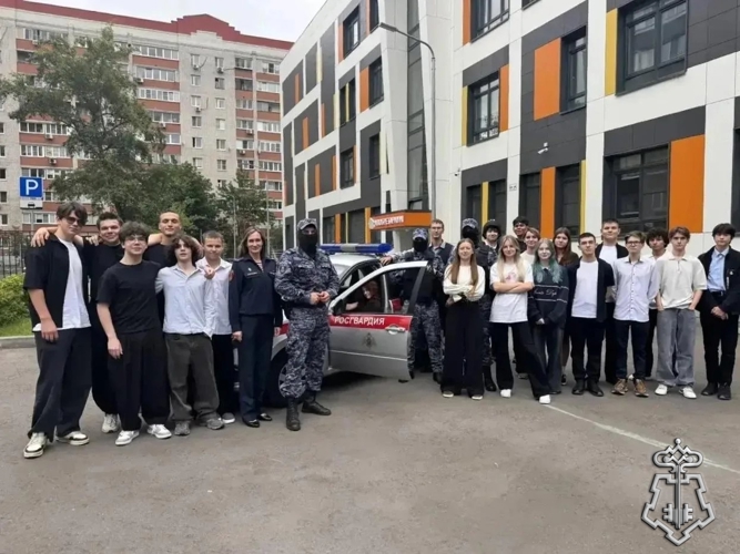 Росгвардейцы в Подмосковье провели уроки безопасности в День солидарности в борьбе с терроризмом