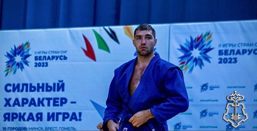 Сотрудник подмосковного главка Росгвардии стал двукратным чемпионом мира по пляжному самбо (видео)