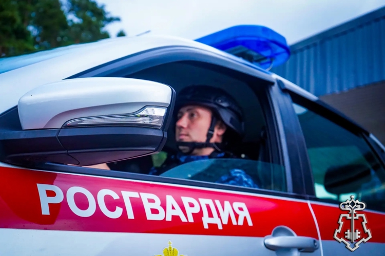 Росгвардейцы задержали подозреваемого в угрозе убийством в городе Байконур