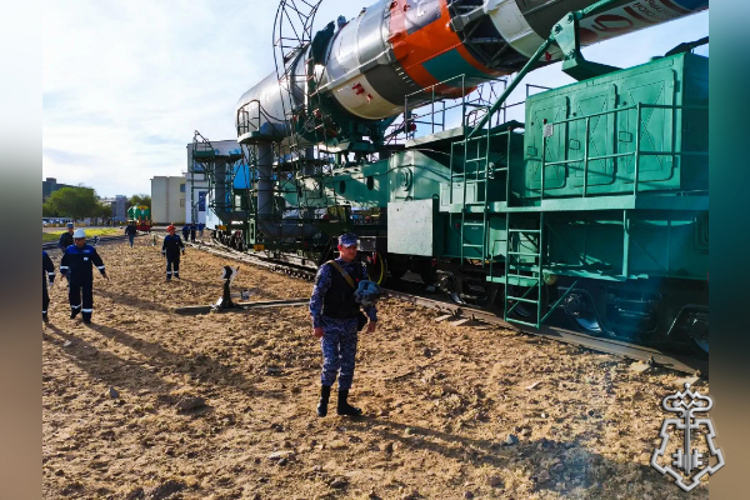 Росгвардейцы обеспечили безопасность транспортировки ракеты-носителя «Союз-2.1а» на космодроме «Байконур»