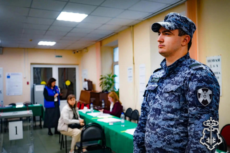 Росгвардейцы обеспечили правопорядок в период проведения Единого дня голосования в Подмосковье