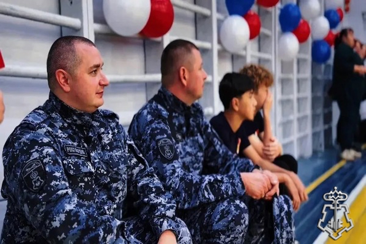 Росгвардейцы организовали спортивный праздник для кадетов в Подмосковье (видео)